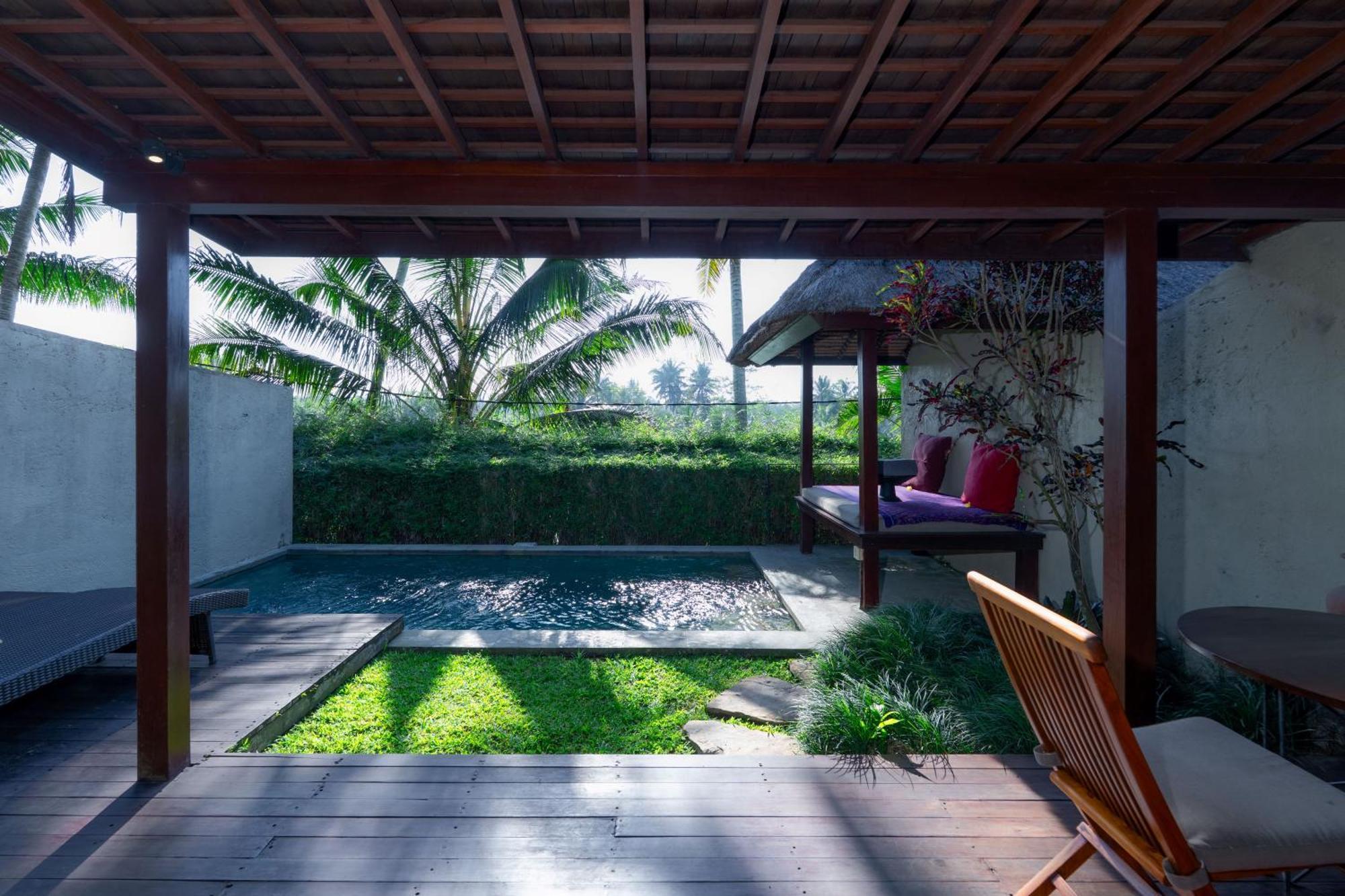 One-Bedroom Rice Field View Villa Floating One Time Minibar