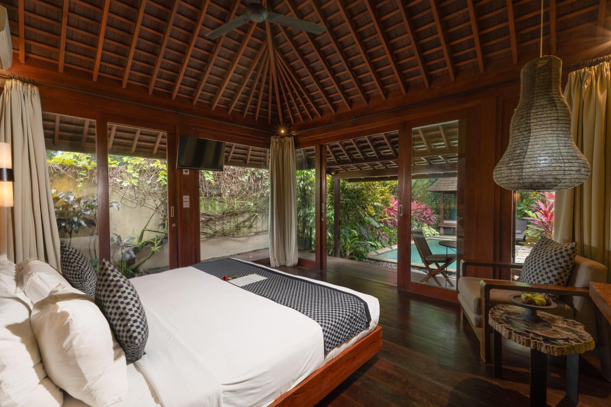 One-Bedroom Jungle View Pool Villa Two Bottle Beer One Time Minibar