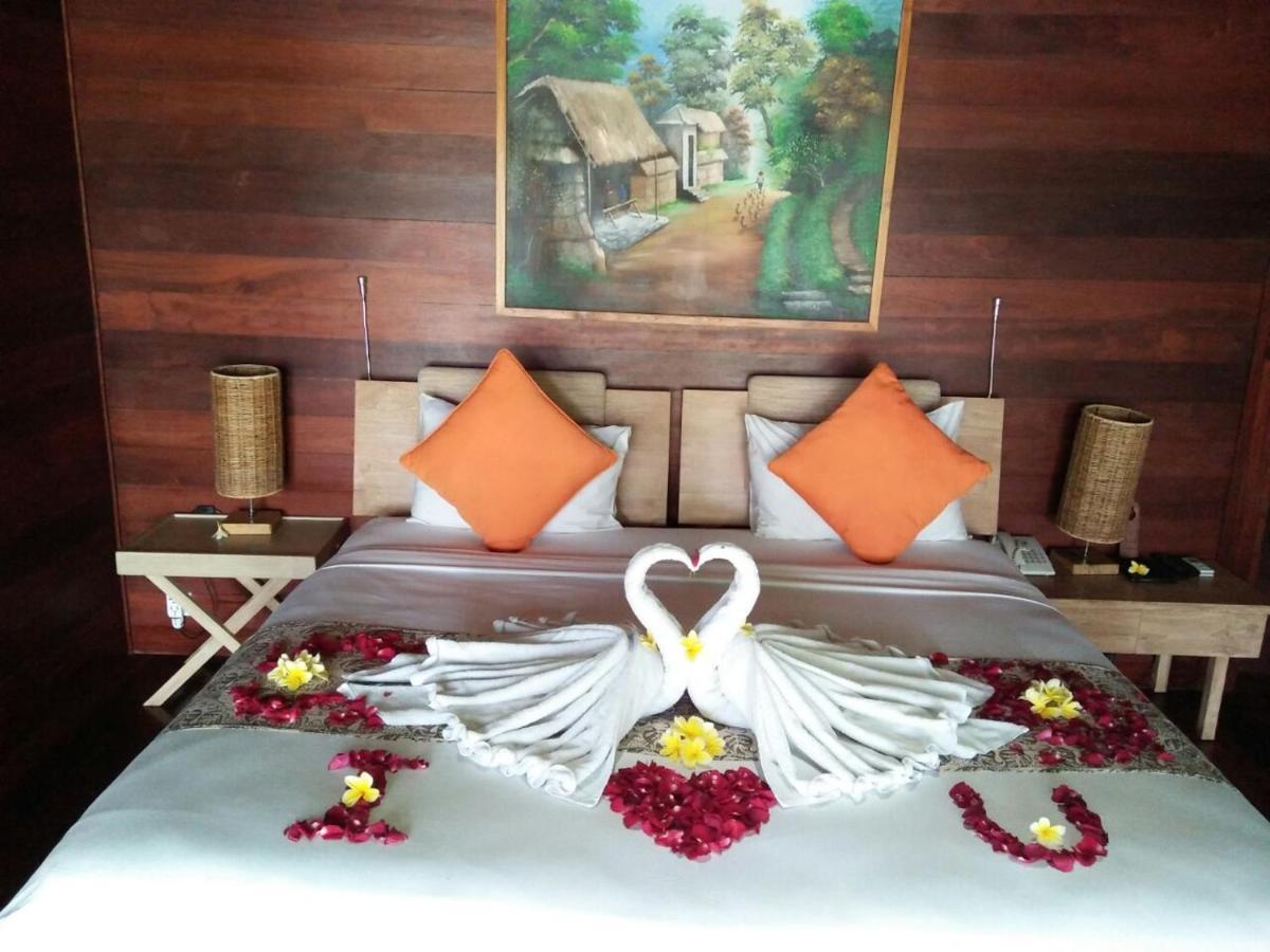 One-Bedroom Private Pool Villa with Rice Field View and Free Benefits